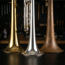 Material-Guide: Lack, Silber, Sterling oder „Raw Brass“? So beeinflusst das Finish deinen Sound